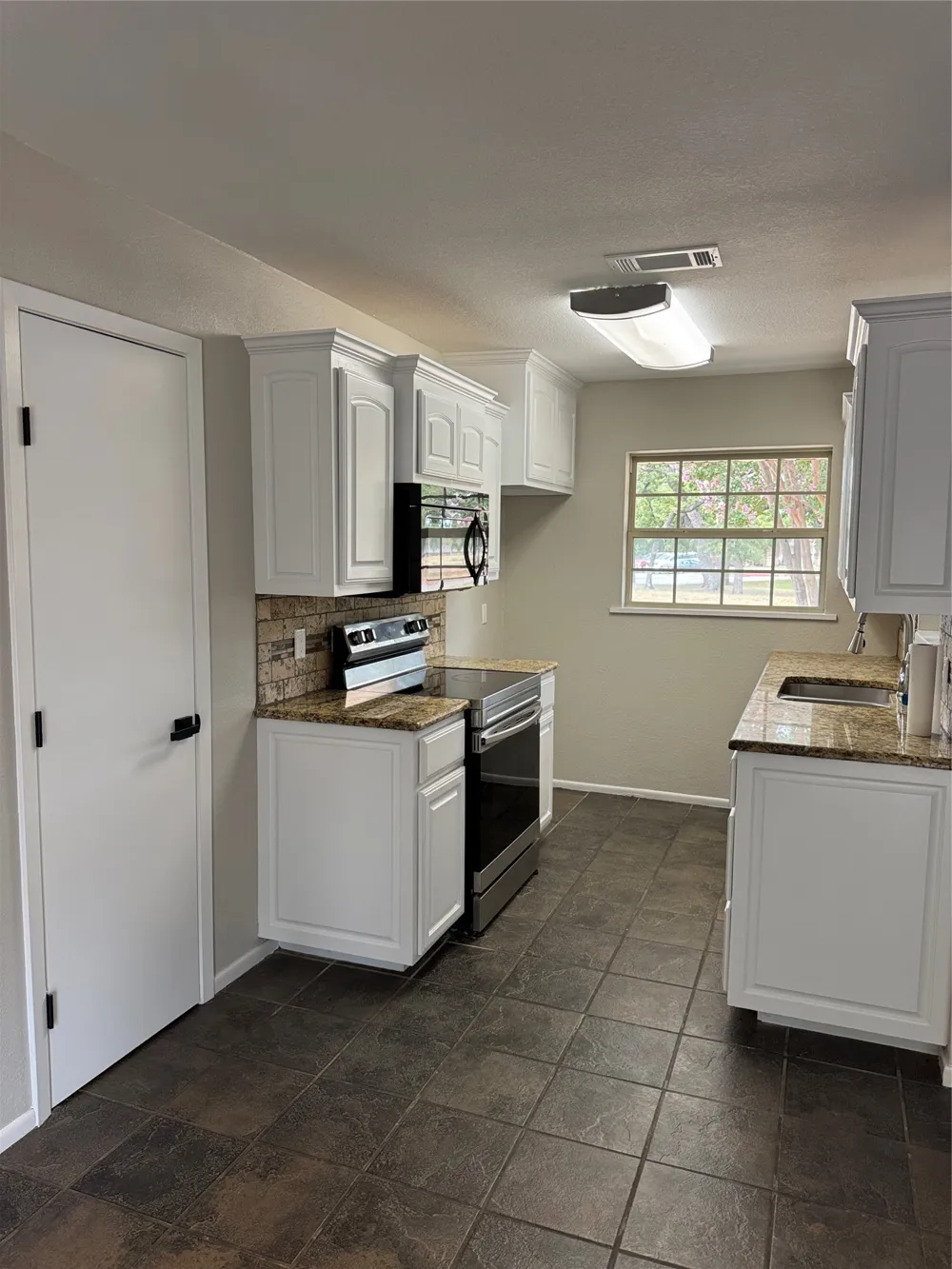 732 Dunaway Lane Azle, TX 76020