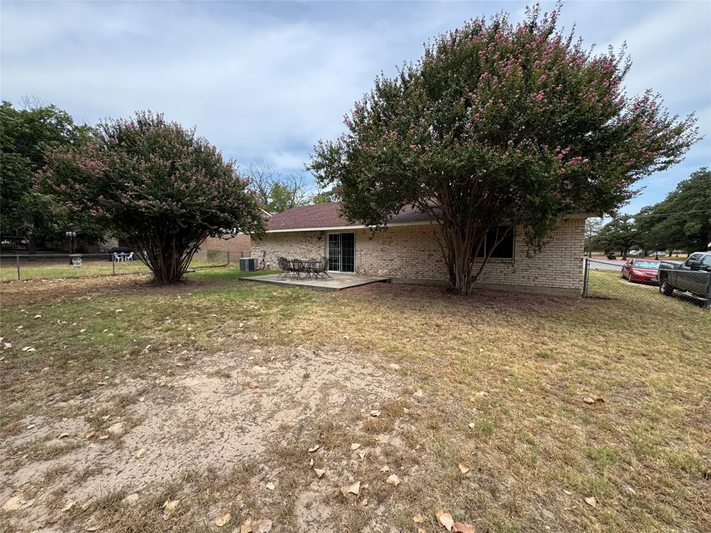 732 Dunaway Lane Azle, TX 76020