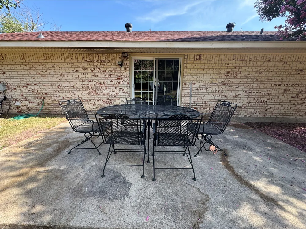 732 Dunaway Lane Azle, TX 76020