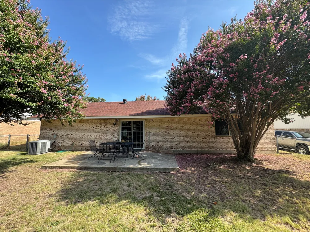 732 Dunaway Lane Azle, TX 76020