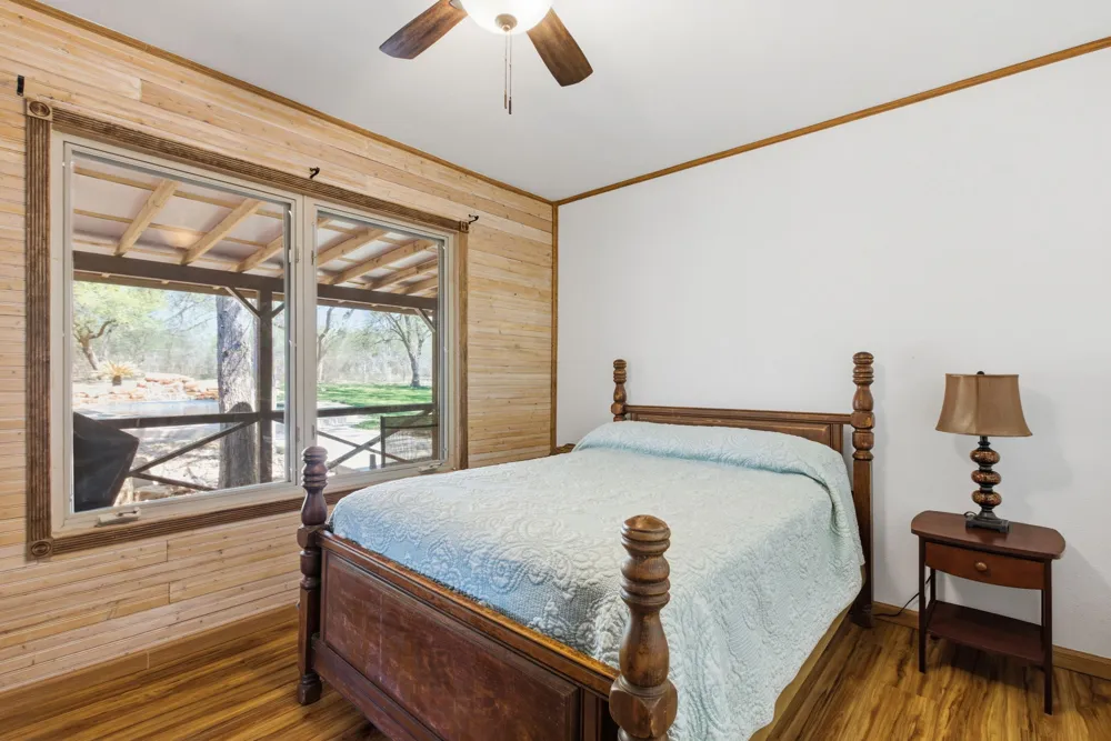 18335 FM 86 Red Rock, TX 78662
