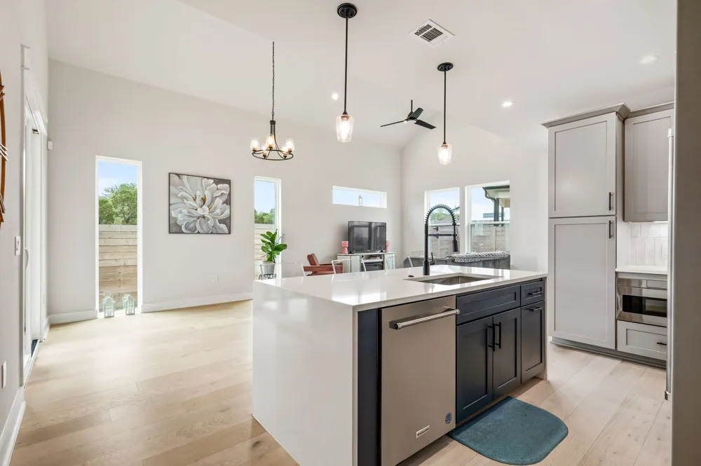 6313 Bristol Circle #1 Austin, TX 78723