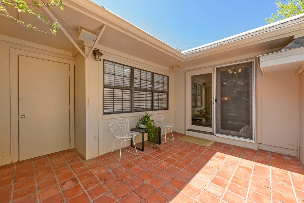 3204 Maywood Avenue #B Austin, TX 78703