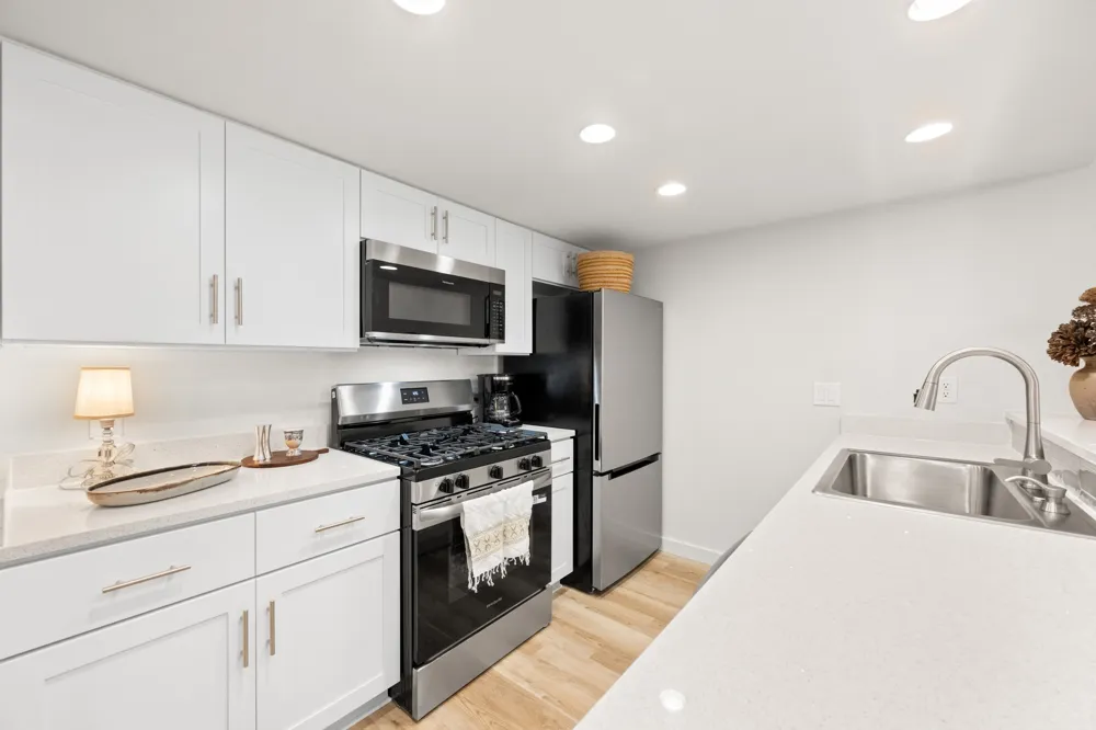 3204 Maywood Avenue #B Austin, TX 78703