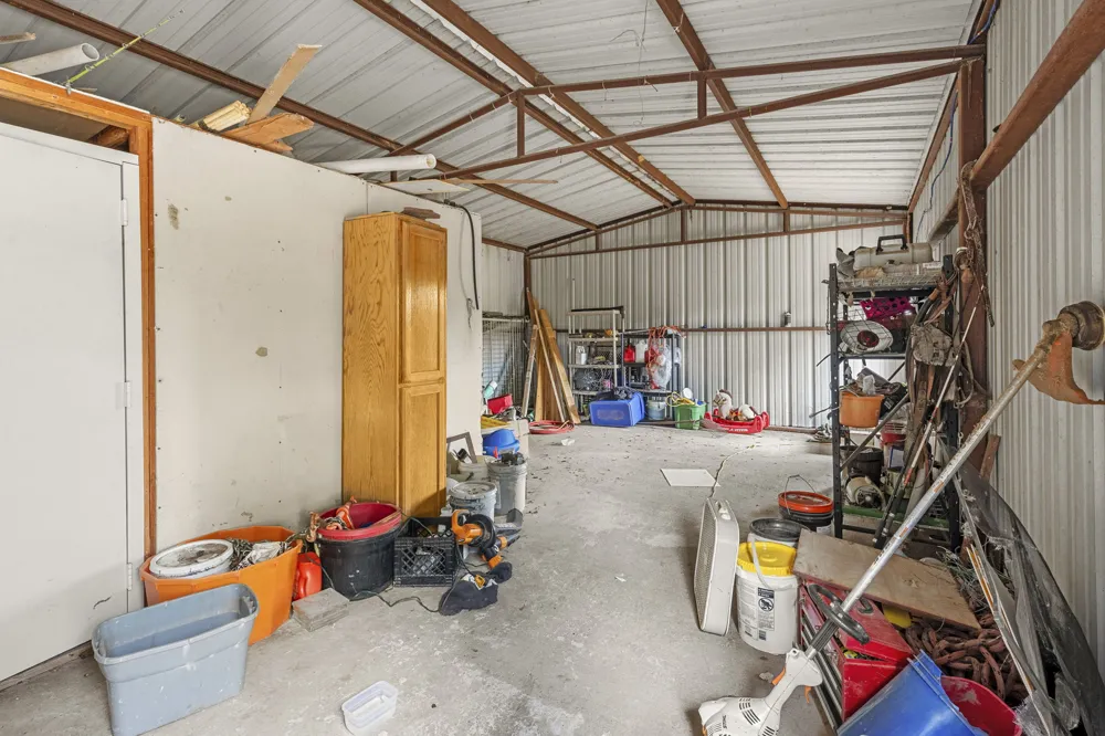 206 22 Hills Road Gause, TX 77857