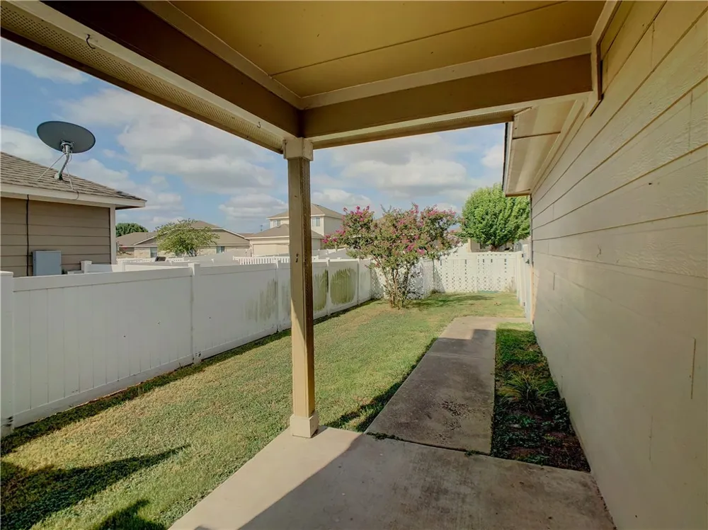17812 Ice Age Trails Street Pflugerville, TX 78660