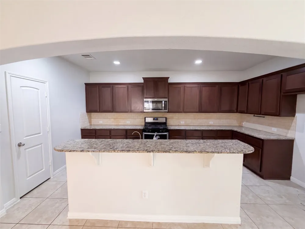 18320 Drecker Springs Lane Pflugerville, TX 78660