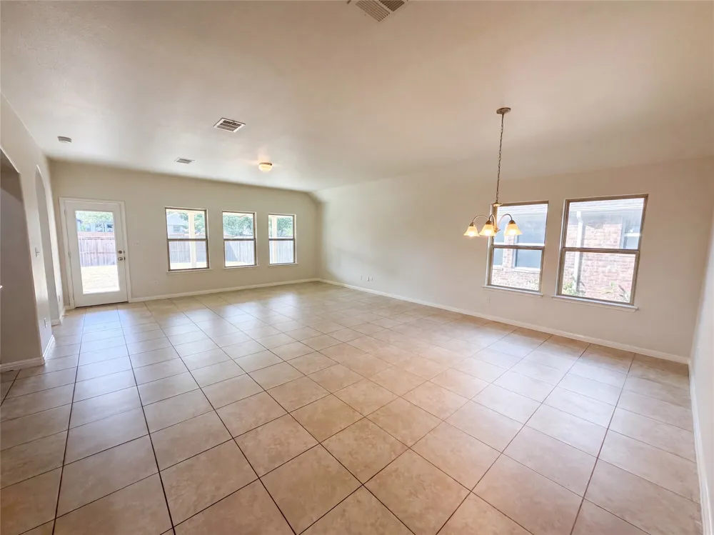 18320 Drecker Springs Lane Pflugerville, TX 78660