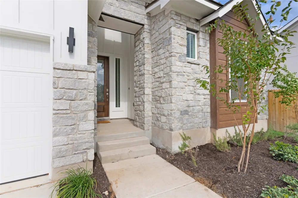 313 West Faulkner Street Liberty Hill, TX 78642