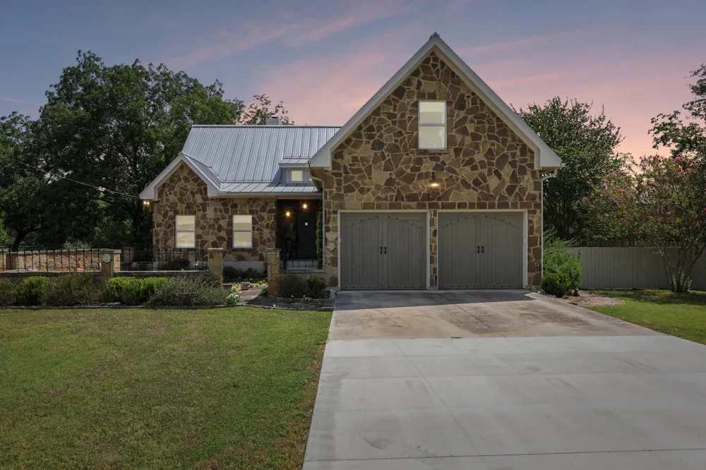 246 Blanco Drive Wimberley, TX 78676