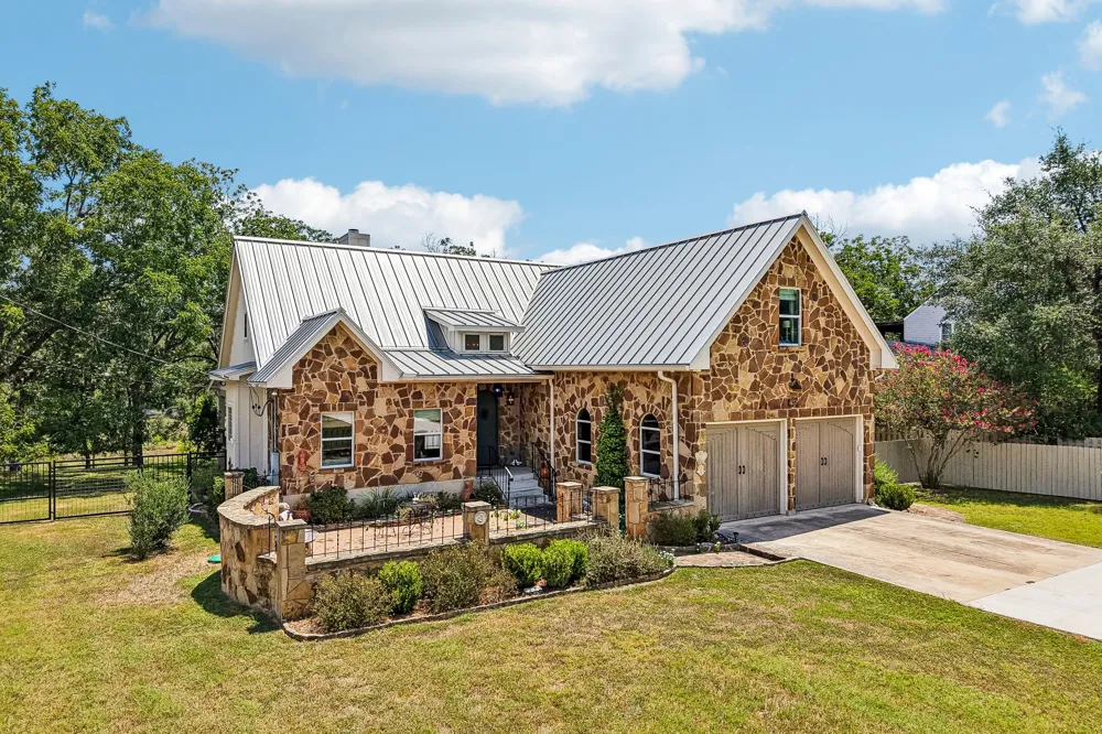 246 Blanco Drive Wimberley, TX 78676