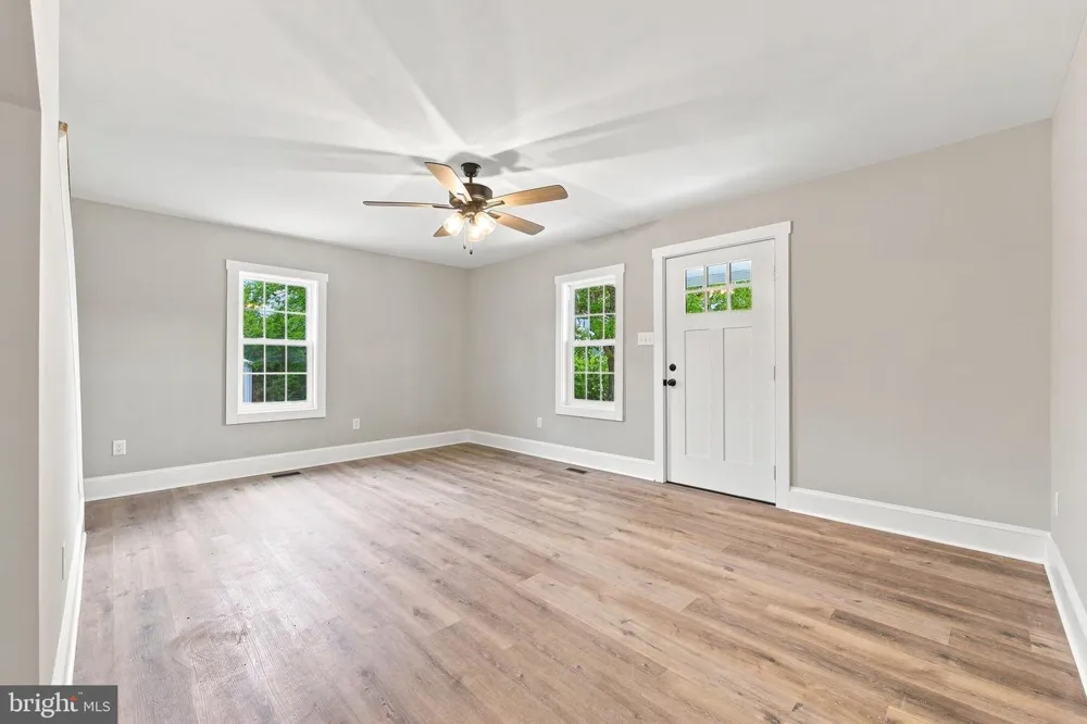6117 ALUM SPRINGS ROAD Edinburg, VA 22824