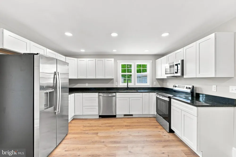 6117 ALUM SPRINGS ROAD Edinburg, VA 22824