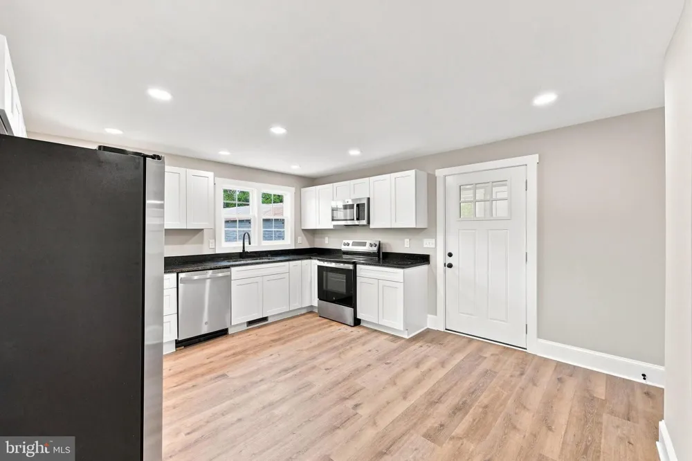 6117 ALUM SPRINGS ROAD Edinburg, VA 22824