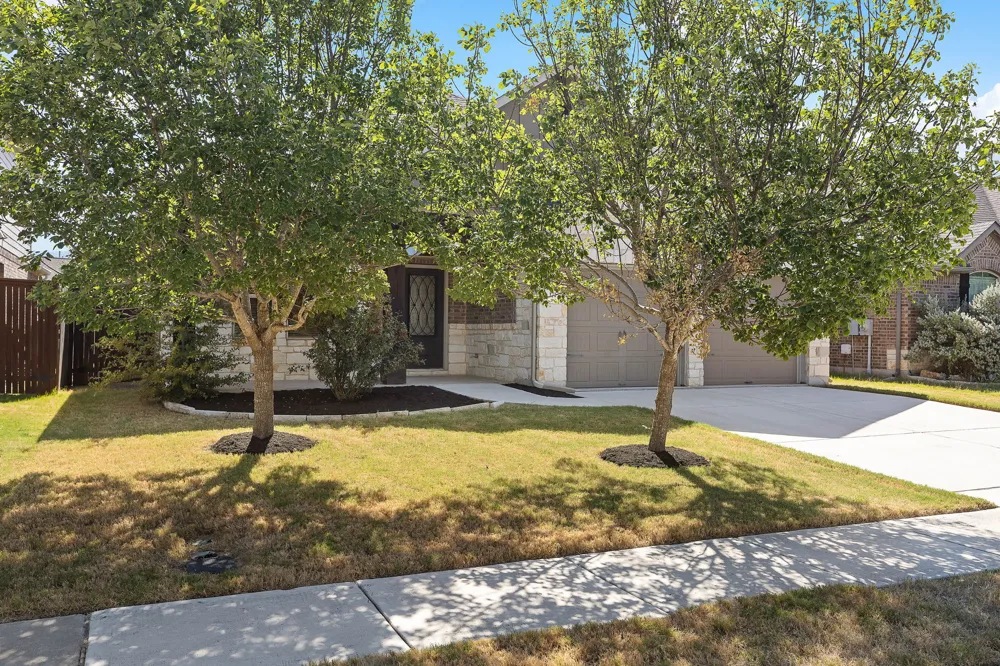 171 Salt Fork Drive Liberty Hill, TX 78642