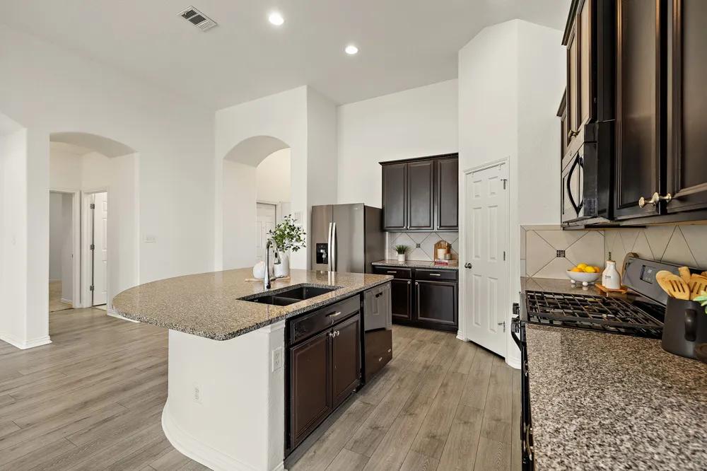 171 Salt Fork Drive Liberty Hill, TX 78642