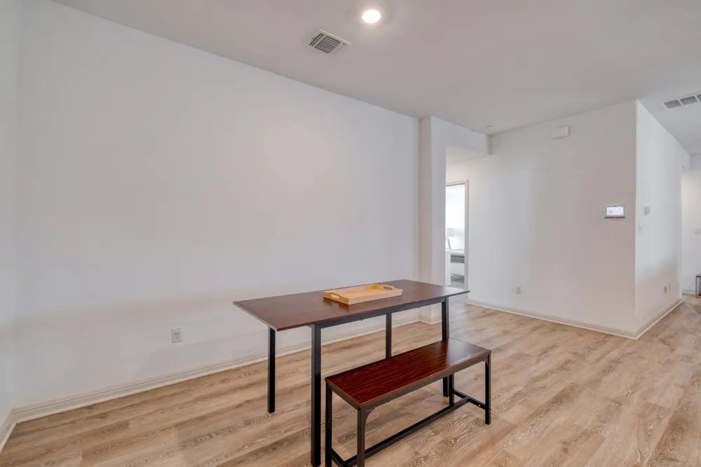 102 Johnson Draw Road Hutto, TX 78634