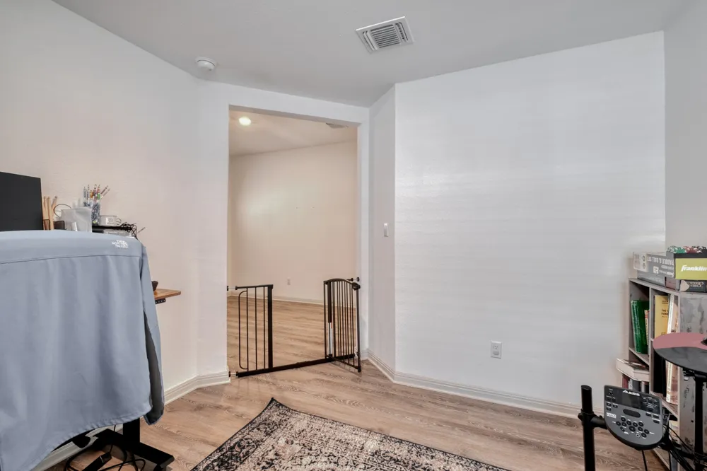 102 Johnson Draw Road Hutto, TX 78634