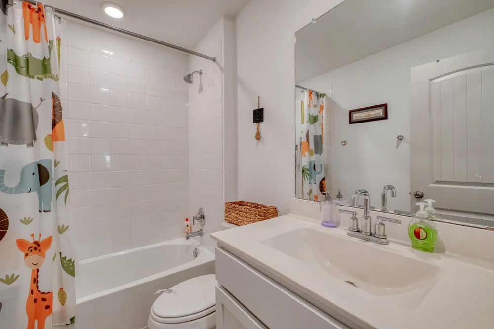 102 Johnson Draw Road Hutto, TX 78634