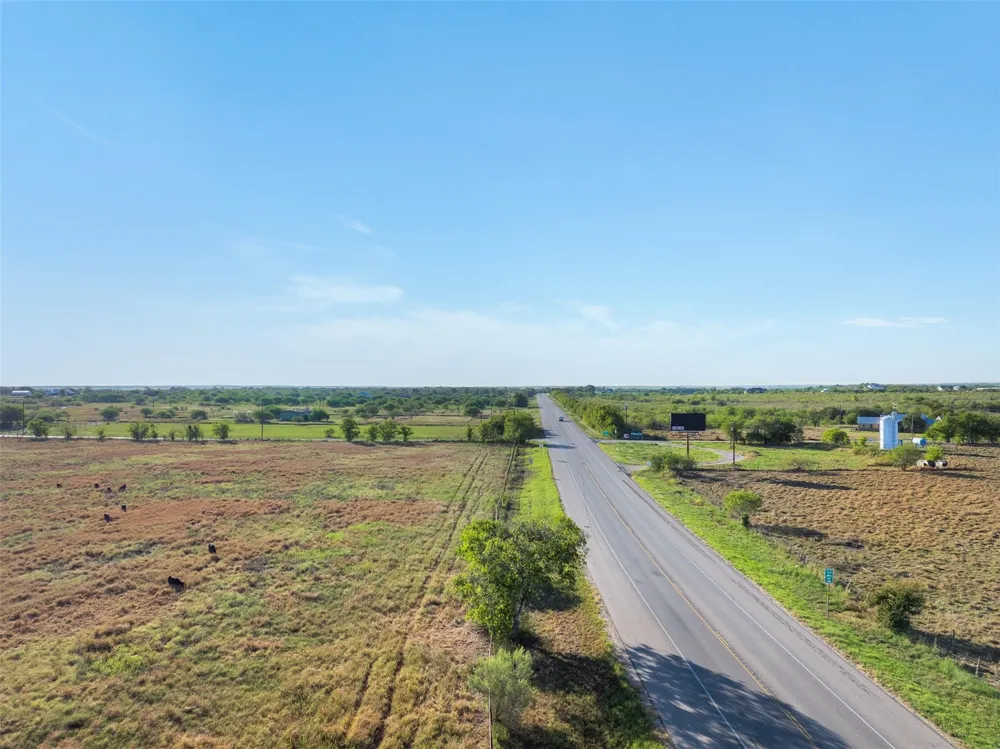 15476 San Marcos Highway Martindale, TX 78655