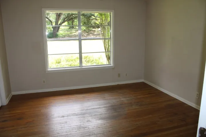 1306 Alamo Street San Marcos, TX 78666