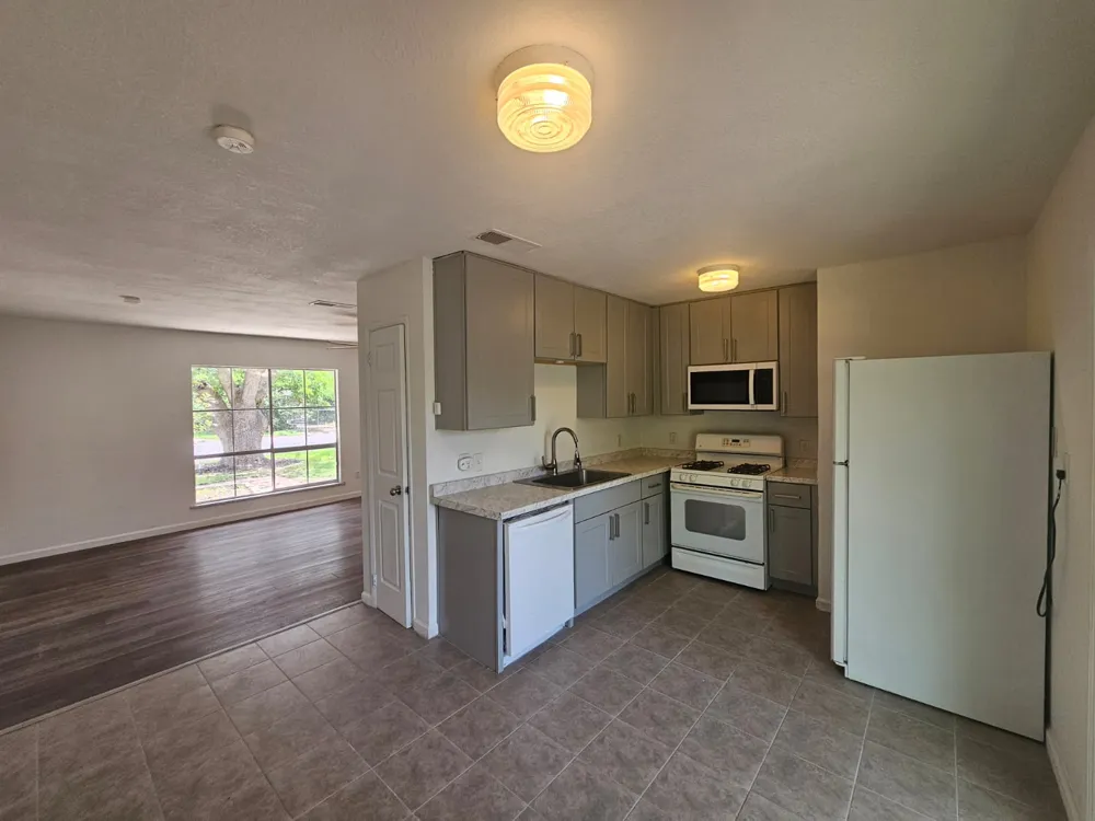 1401 Trinity Street Lockhart, TX 78644
