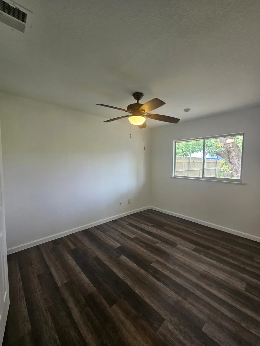 1401 Trinity Street Lockhart, TX 78644
