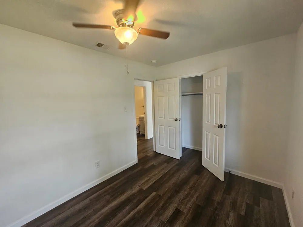 1401 Trinity Street Lockhart, TX 78644