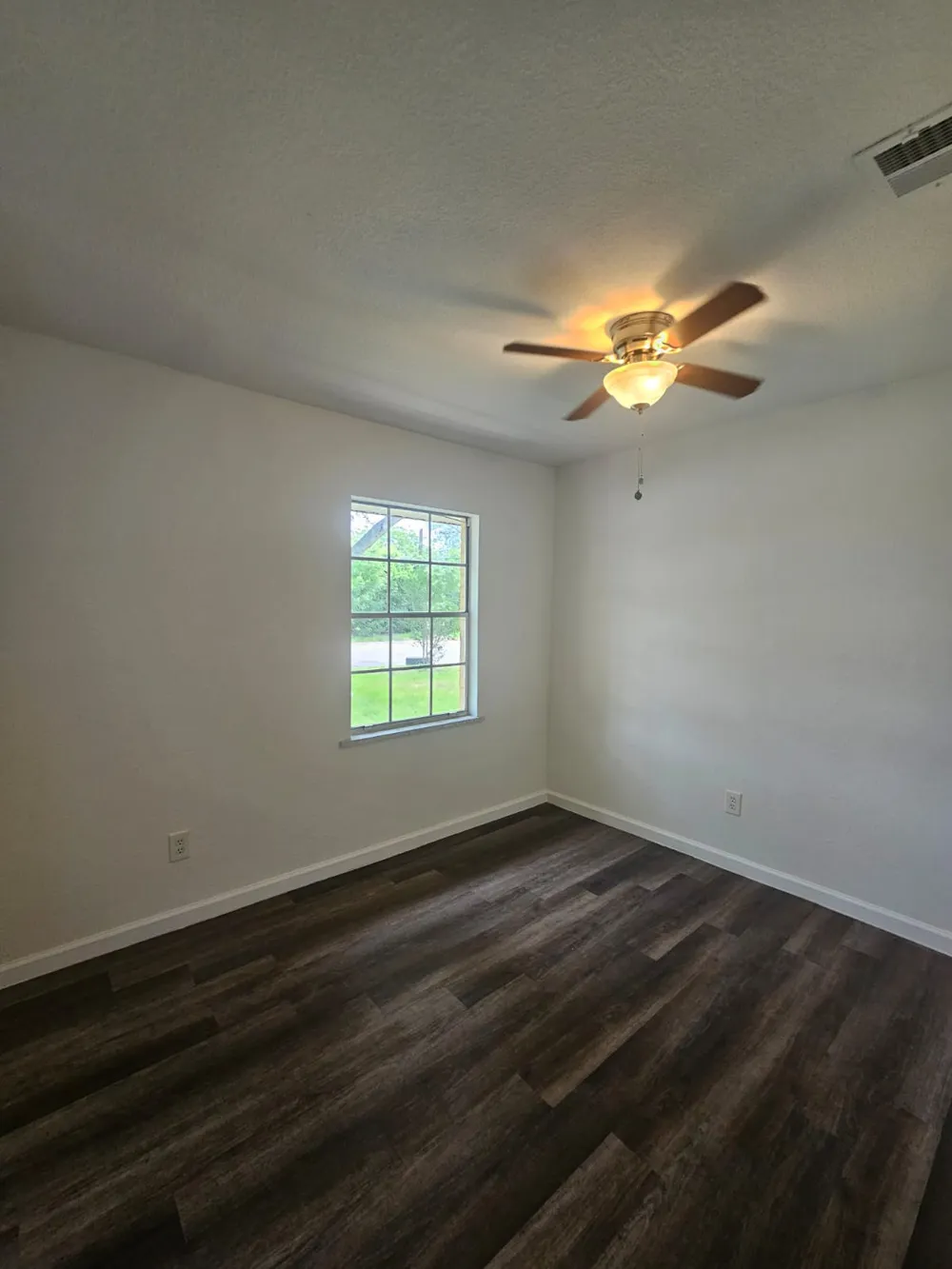 1401 Trinity Street Lockhart, TX 78644