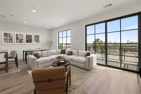 4315 S Congress Avenue #332