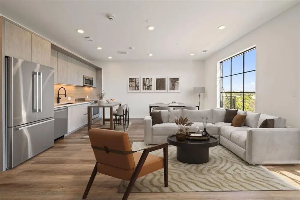 4315 S Congress Avenue #332 Austin, TX 78745