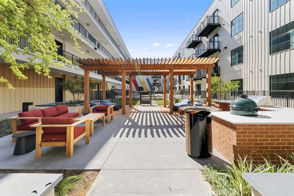 4315 S Congress Avenue #332 Austin, TX 78745