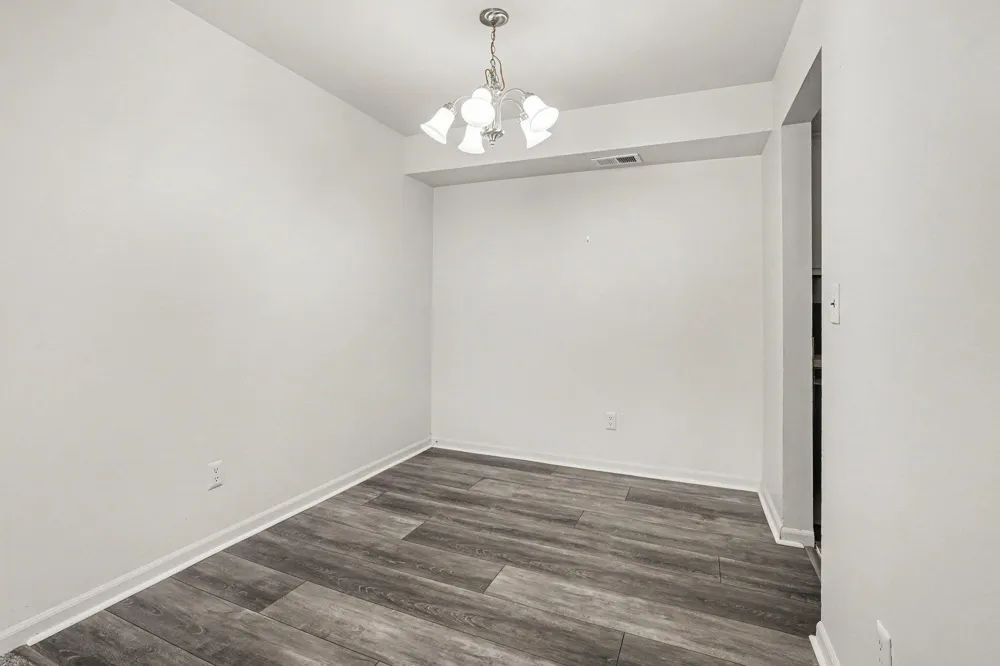 742 W Kilgore Road #108 Kalamazoo, MI 49008