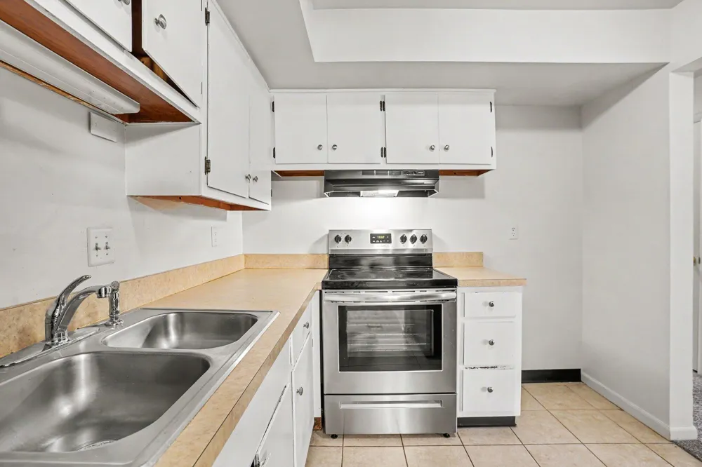 742 W Kilgore Road #108 Kalamazoo, MI 49008