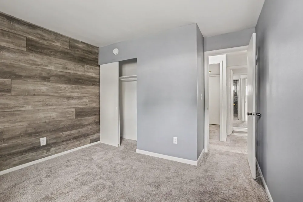 742 W Kilgore Road #108 Kalamazoo, MI 49008