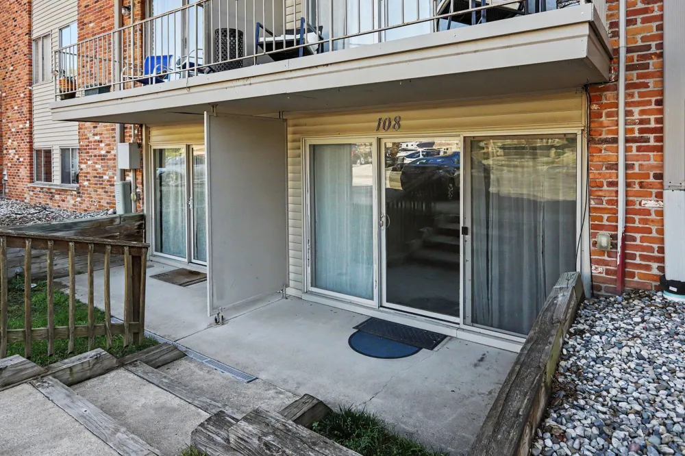 742 W Kilgore Road #108 Kalamazoo, MI 49008