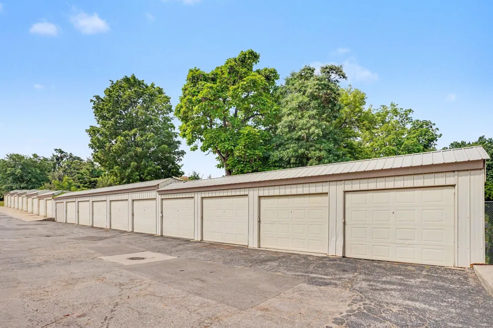 742 W Kilgore Road #108 Kalamazoo, MI 49008