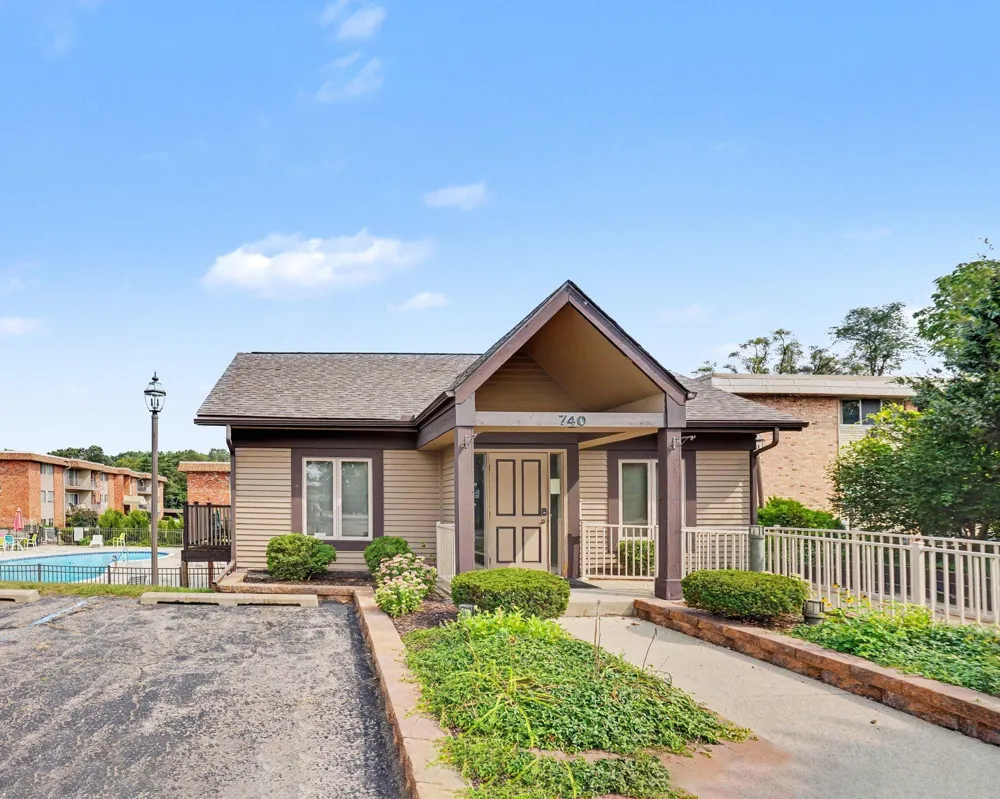 742 W Kilgore Road #108 Kalamazoo, MI 49008