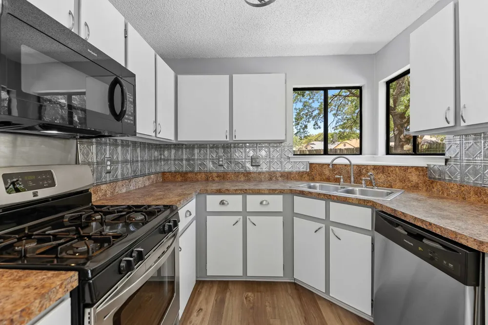 2300 Dowd Lane Austin, TX 78728