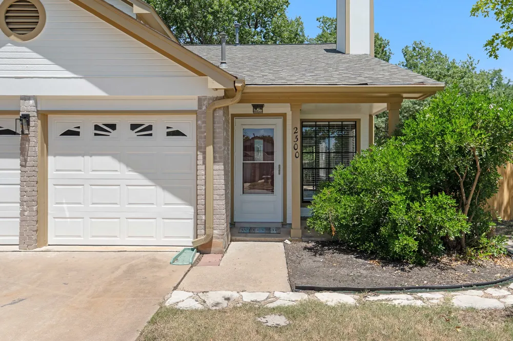 2300 Dowd Lane Austin, TX 78728