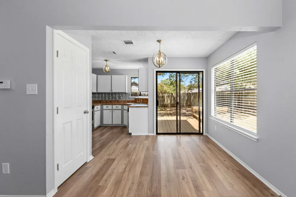 2300 Dowd Lane Austin, TX 78728