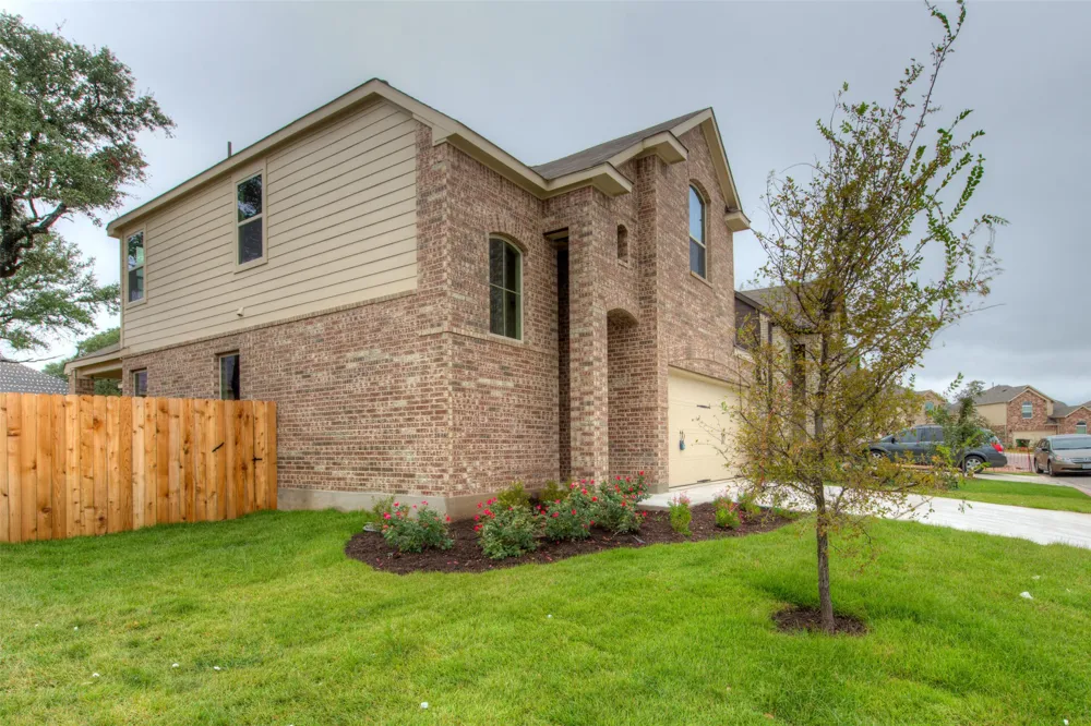 3451 Mayfield Ranch Boulevard #303 Round Rock, TX 78681