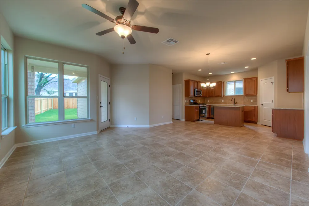 3451 Mayfield Ranch Boulevard #303 Round Rock, TX 78681