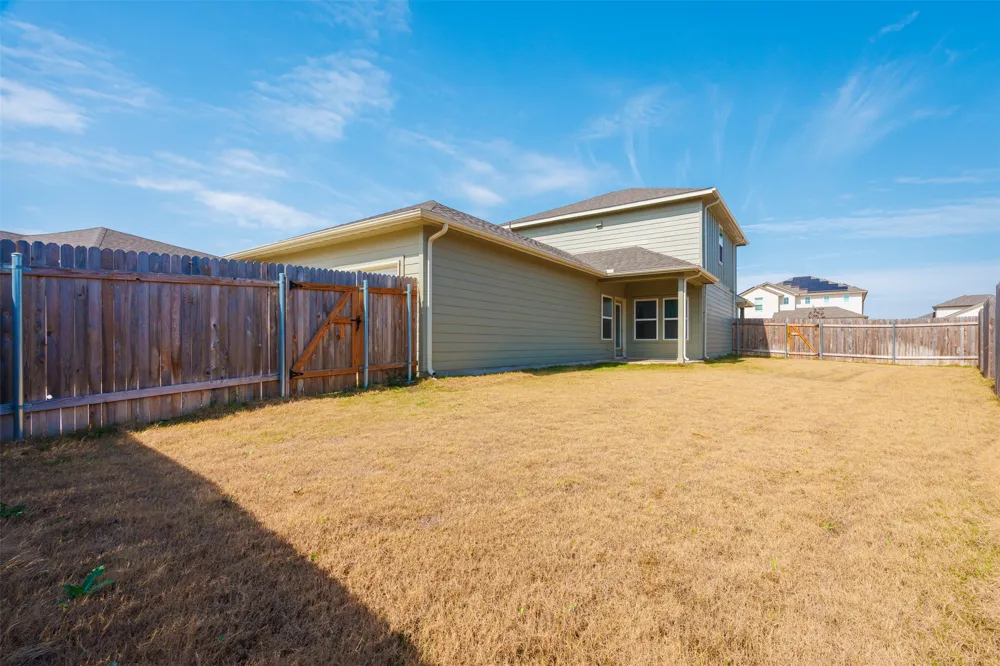 202 Fairmeadow Downs Drive Hutto, TX 78634