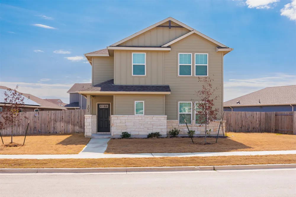 202 Fairmeadow Downs Drive Hutto, TX 78634