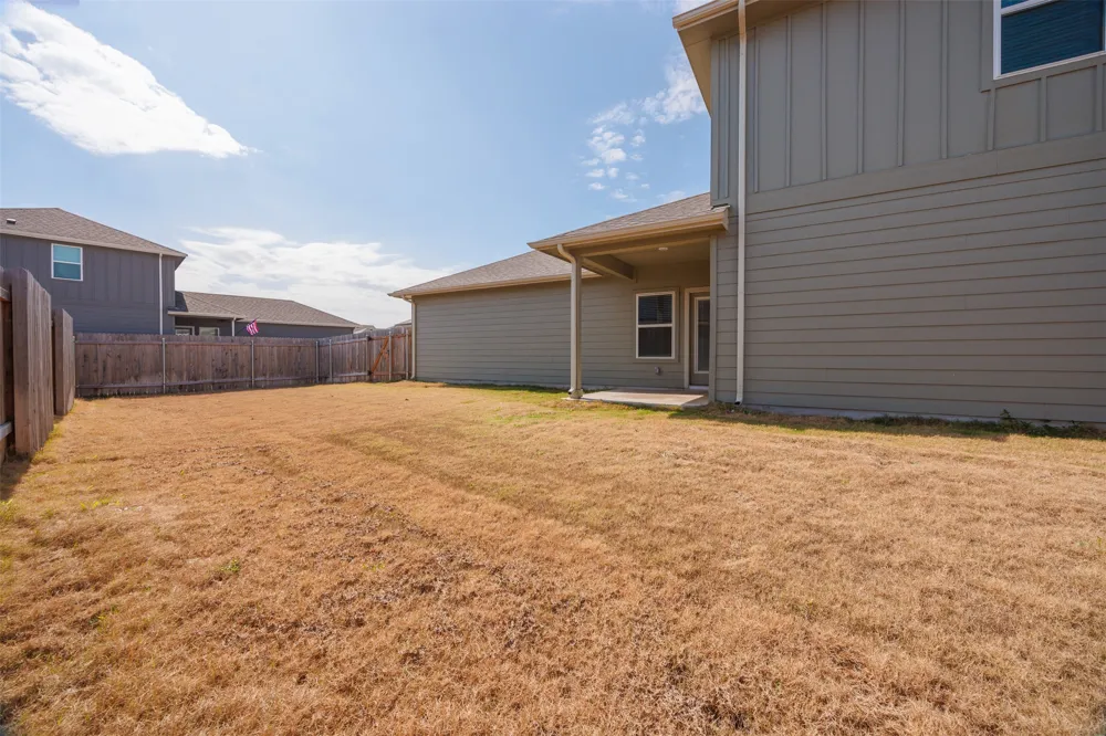 202 Fairmeadow Downs Drive Hutto, TX 78634