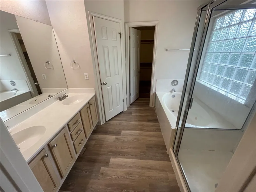 613 Stallion Drive Cedar Park, TX 78613