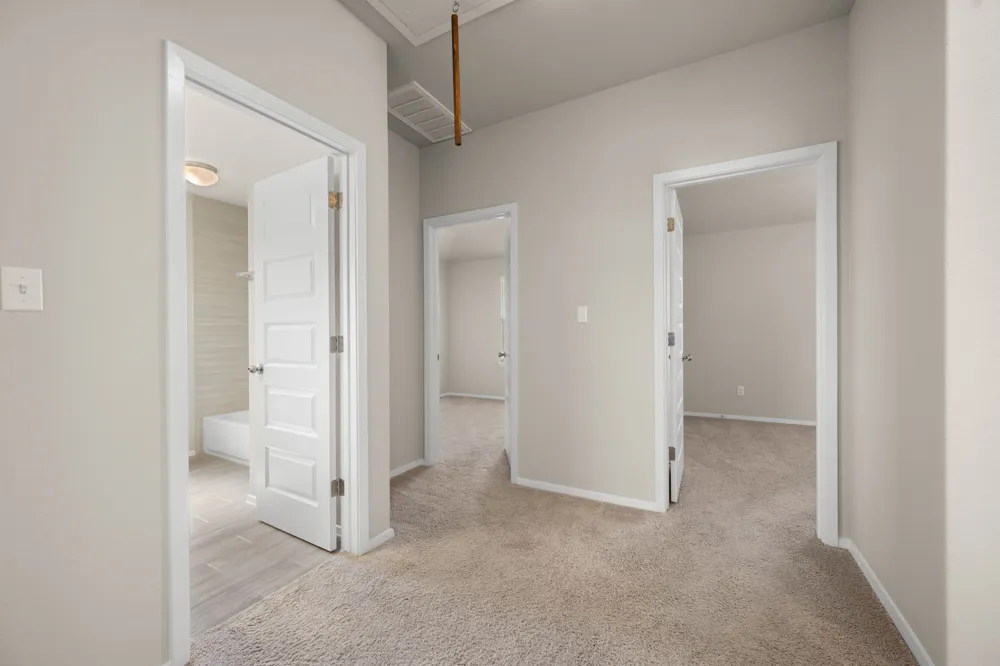 215 Lake Placid Run Elgin, TX 78621