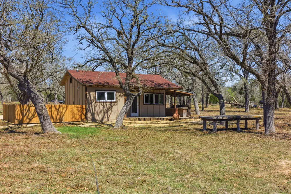 18335 FM 86 Red Rock, TX 78662