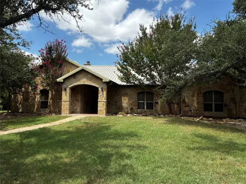 2072 County Road 1025